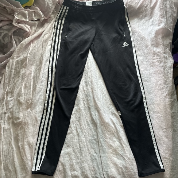 Women’s Adidas Joggers - Picture 7 of 8